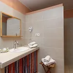 Et Domaine Des Clos - Teritoria Hotel 4*