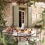Et Domaine Des Clos - Teritoria Hotel 4*
