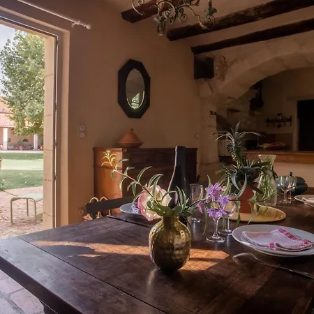 Hotel Et Domaine Des Clos - Teritoria 4*