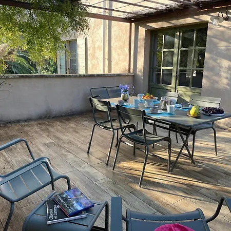 Et Domaine Des Clos - Teritoria 4* Beaucaire (Gard)