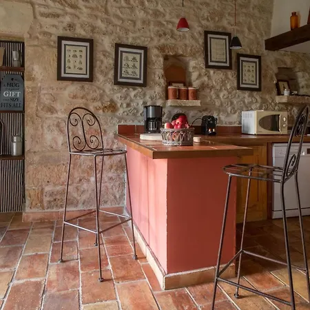 Domaine Des Clos Et Appartements- Teritoria