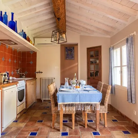 Hotel Et Domaine Des Clos - Teritoria Beaucaire (Gard)