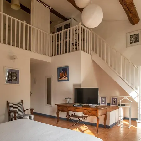 Et Domaine Des Clos - Teritoria 4* Beaucaire (Gard)
