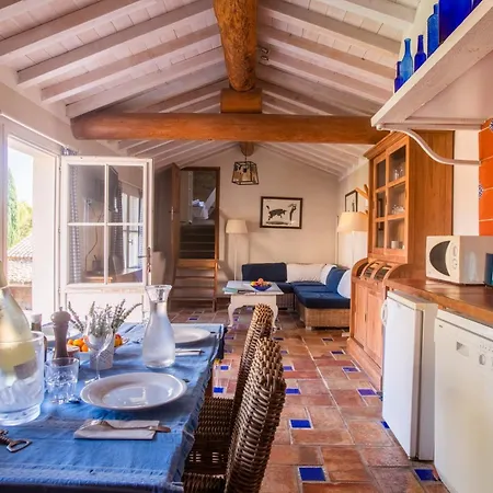 Hotel Et Domaine Des Clos - Teritoria