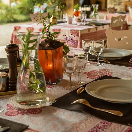 Et Domaine Des Clos - Teritoria Hotel 4*