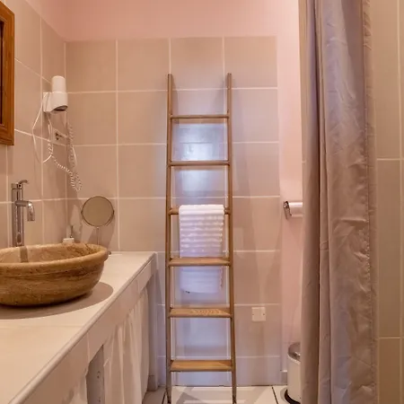 Domaine Des Clos Et Appartements- Teritoria Szálloda