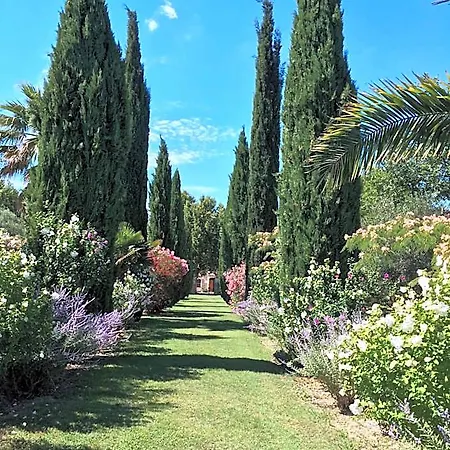 Domaine Des Clos Et Appartements- Teritoria