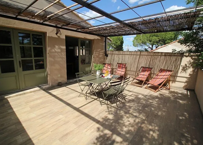 Hotel Et Domaine Des Clos - Teritoria Beaucaire (Gard)