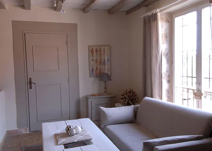 Otel Et Domaine Des Clos - Teritoria